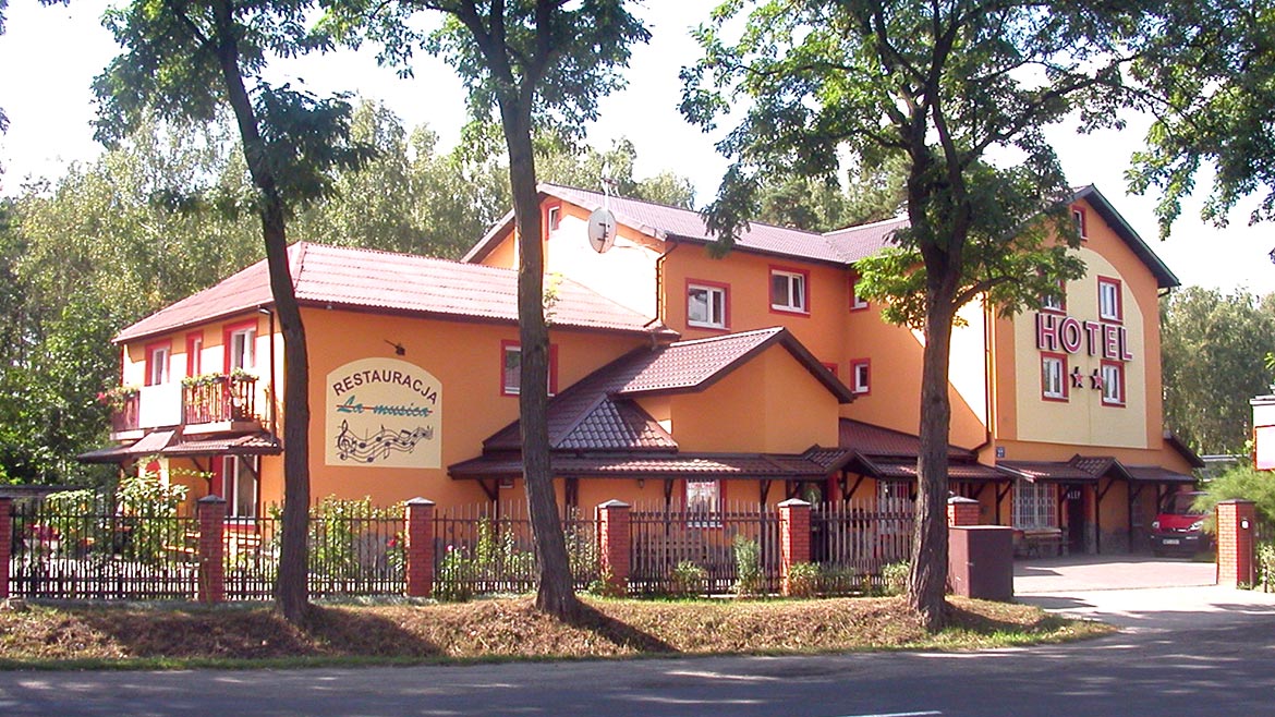 hotell i Polen Warszawa Piaseczno restauranger musik semestrar i Polen Polsk turism